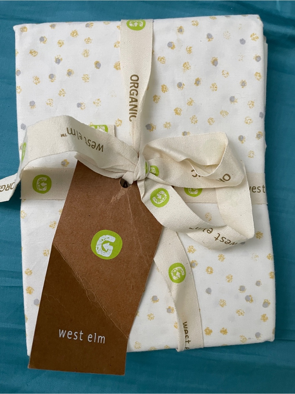 NWT West Elm White Accent Pillow Cover Multi Dot Print set of 2 std pillowcase
